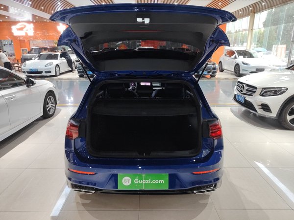 Volkswagen Golf 2021, 72900 км, за 14656 USD - фото 18