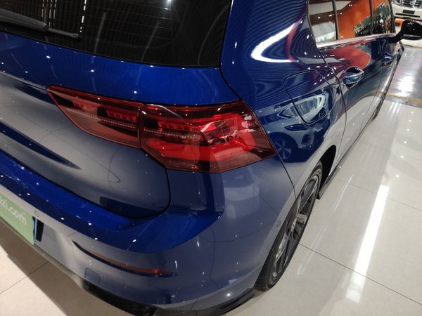 Volkswagen Golf 2021, 72900 км, за 14656 USD - фото 7