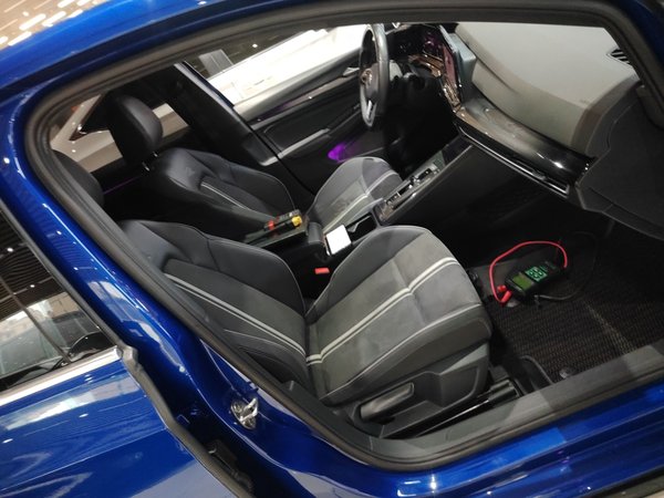 Volkswagen Golf 2021, 72900 км, за 14656 USD - фото 24