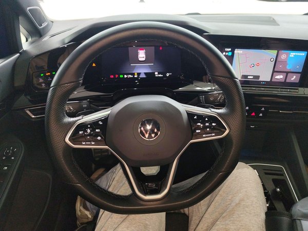 Volkswagen Golf 2021, 76100 км, за 16091 USD - фото 14