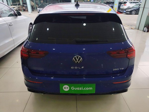 Volkswagen Golf 2021, 76100 км, за 16091 USD