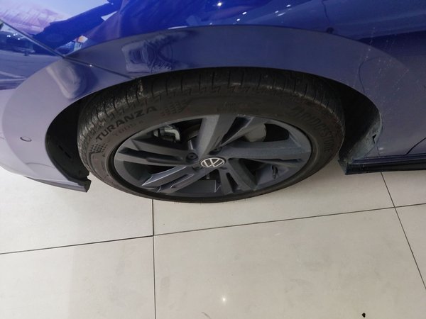 Volkswagen Golf 2021, 76100 км, за 16091 USD - фото 8