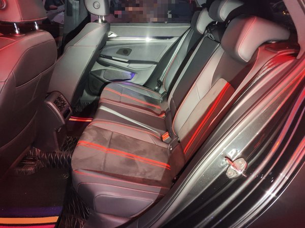 Volkswagen Golf 2021, 21400 км, за 17585 USD - фото 14