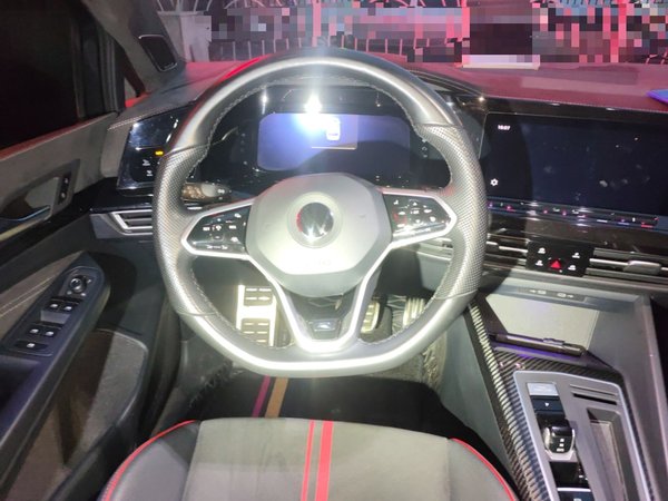 Volkswagen Golf 2021, 21400 км, за 17585 USD - фото 19