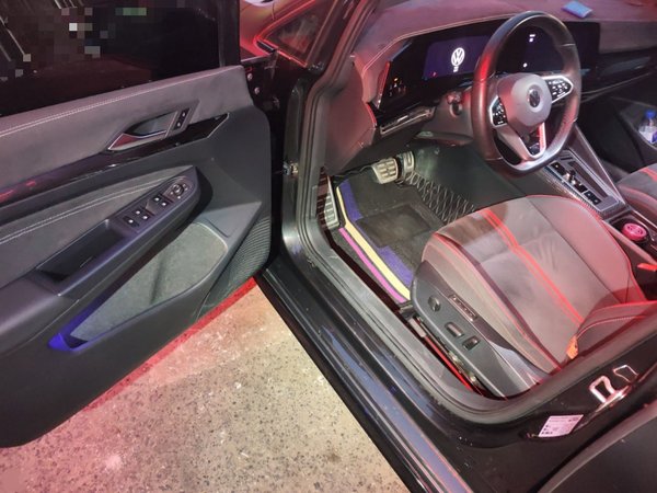 Volkswagen Golf 2021, 21400 км, за 17585 USD - фото 13