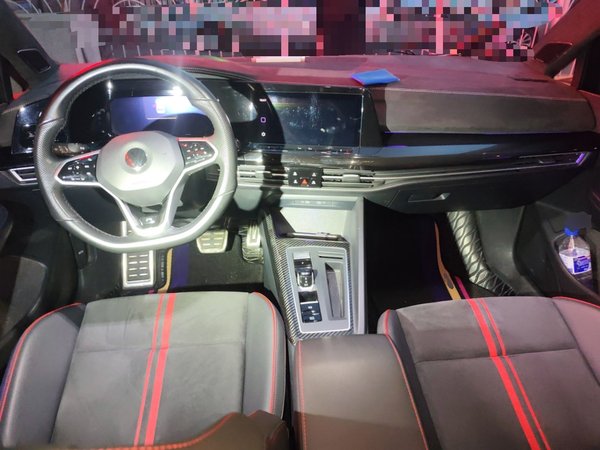 Volkswagen Golf 2021, 21400 км, за 17585 USD - фото 9