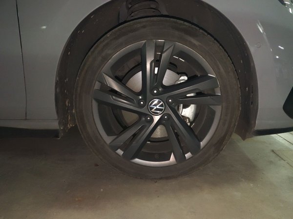 Volkswagen Golf 2021, 54300 км, за 14549 USD - фото 8