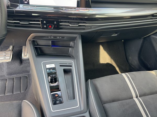 Volkswagen Golf 2021, 100300 км, за 13797 USD - фото 11