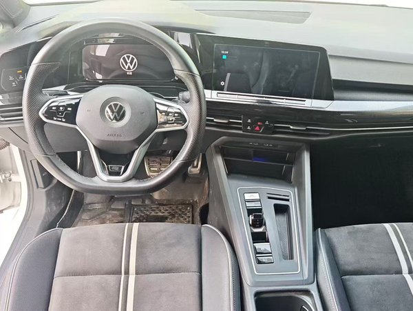 Volkswagen Golf 2021, 100300 км, за 13797 USD - фото 14