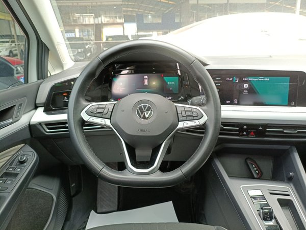 Volkswagen Golf 2021, 112800 км, за 12586 USD - фото 14