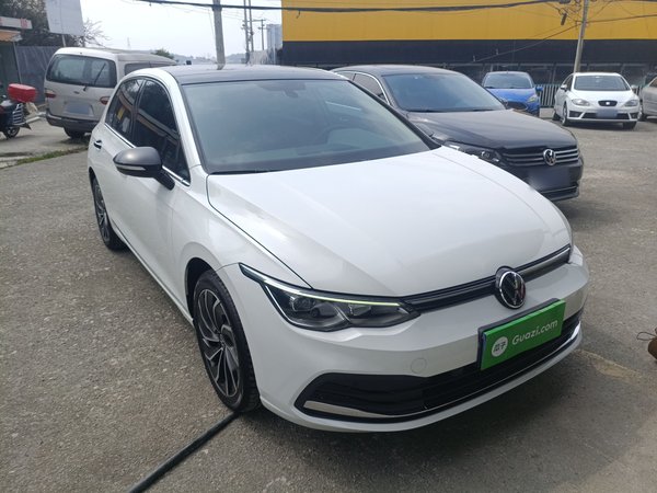 Volkswagen Golf 2021, 112800 км, за 12586 USD
