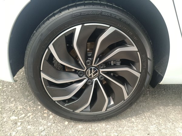 Volkswagen Golf 2021, 112800 км, за 12586 USD - фото 11