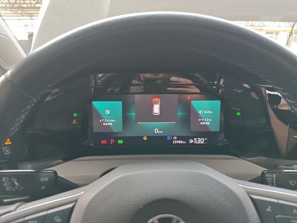 Volkswagen Golf 2021, 26000 км, за 15799 USD - фото 13