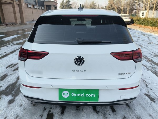 Volkswagen Golf 2021, 29800 км, за 15285 USD - фото 17