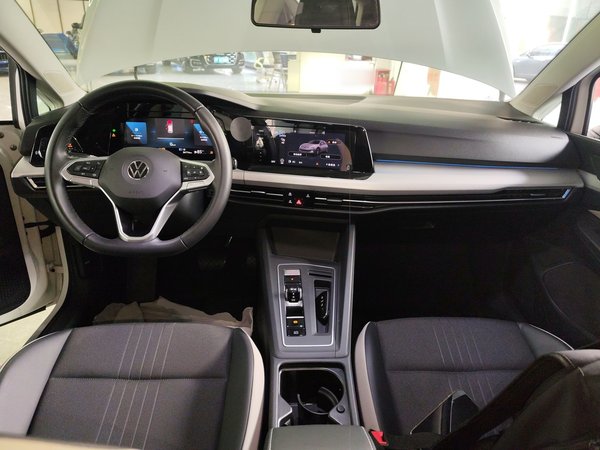 Volkswagen Golf 2021, 34700 км, за 15658 USD - фото 20