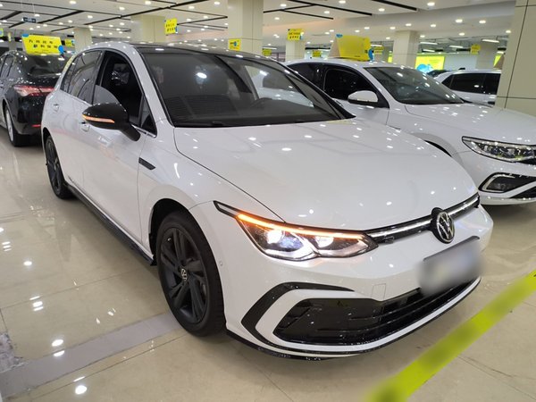 Volkswagen Golf 2021, 39600 км, за 16769 USD - фото 19