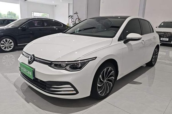 Volkswagen Golf · 2021 год