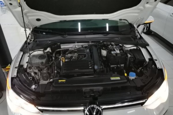 Volkswagen Golf 2021, 45300 км, за 14328 USD - фото 24