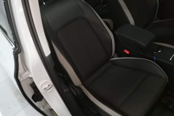 Volkswagen Golf 2021, 45300 км, за 14328 USD - фото 19