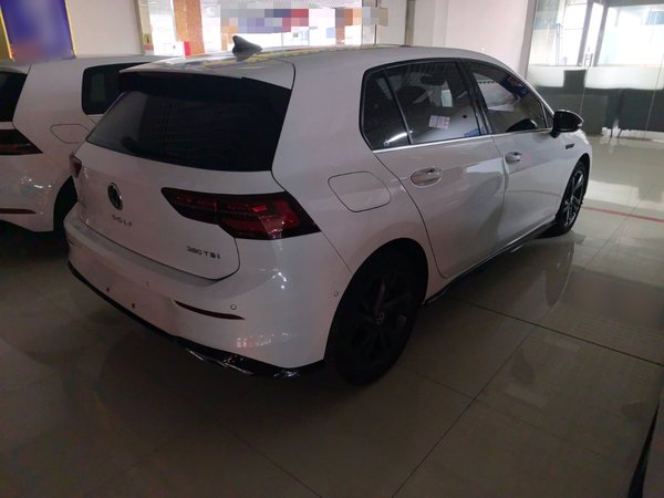 Volkswagen Golf 2021, 51100 км, за 15688 USD - фото 6