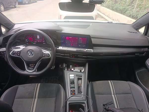 Volkswagen Golf 2021, 56600 км, за 13968 USD - фото 9