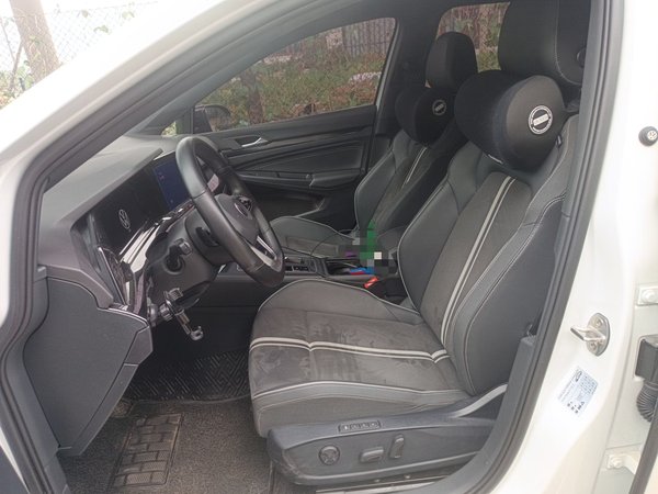 Volkswagen Golf 2021, 56600 км, за 13968 USD - фото 13