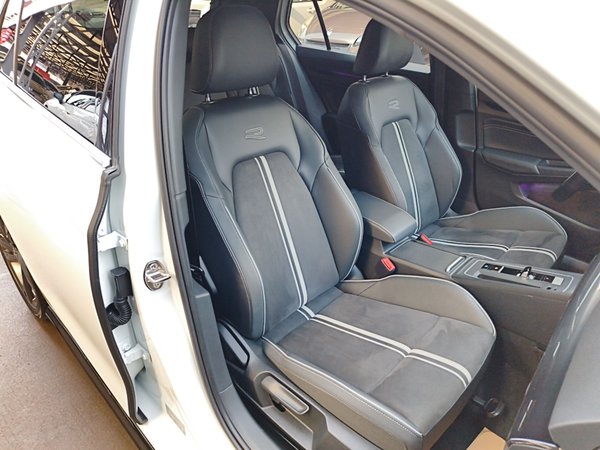 Volkswagen Golf 2021, 62800 км, за 14242 USD - фото 23