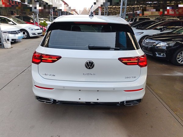 Volkswagen Golf 2021, 62800 км, за 14242 USD