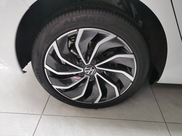 Volkswagen Golf 2021, 63200 км, за 15071 USD - фото 10