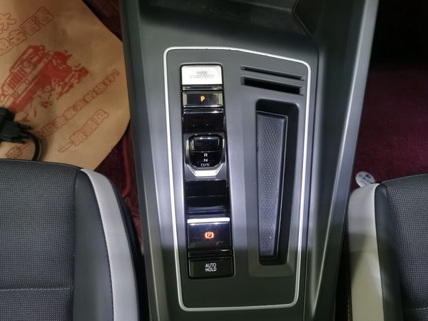 Volkswagen Golf 2021, 63200 км, за 15071 USD - фото 15