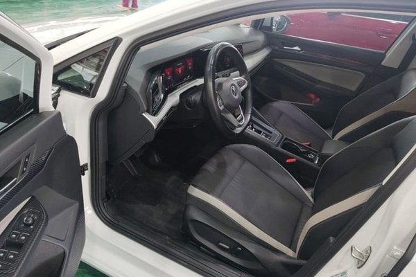Volkswagen Golf 2021, 65600 км, за 14879 USD - фото 19