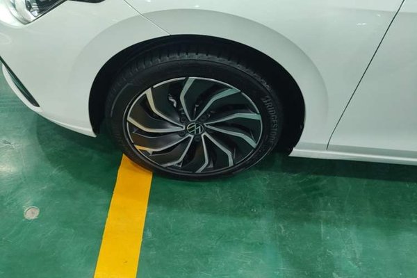 Volkswagen Golf 2021, 65600 км, за 14879 USD - фото 8