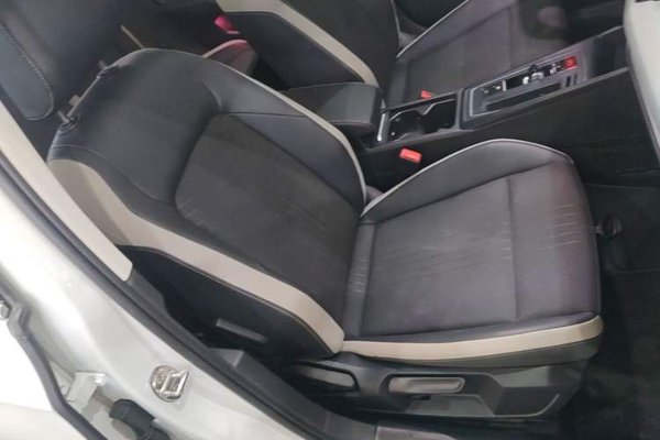 Volkswagen Golf 2021, 65600 км, за 14879 USD - фото 23