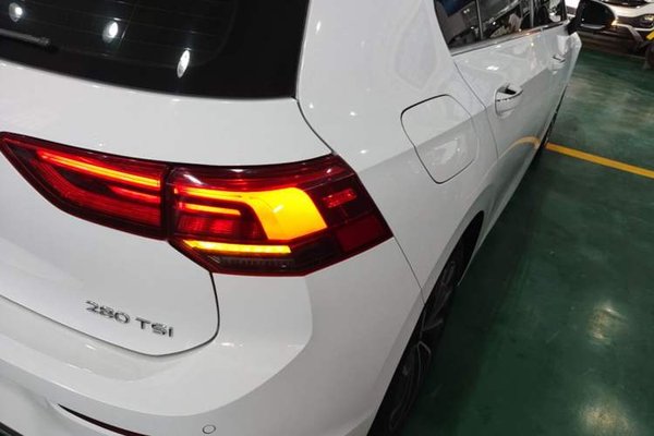 Volkswagen Golf 2021, 65600 км, за 14879 USD - фото 7