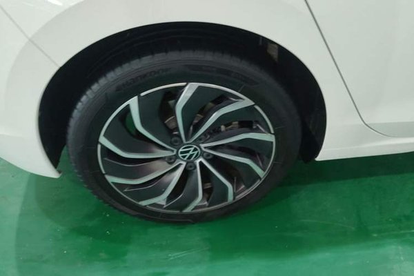 Volkswagen Golf 2021, 65600 км, за 14879 USD - фото 10