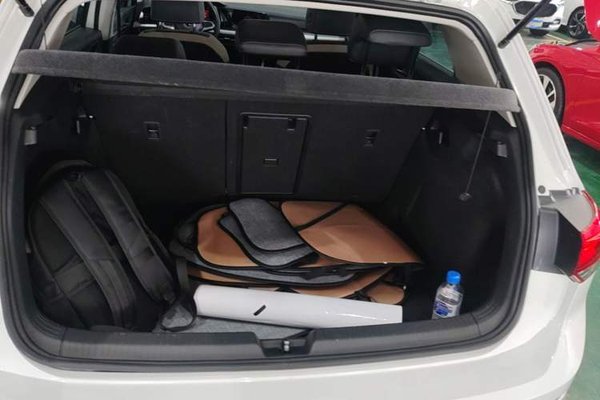 Volkswagen Golf 2021, 65600 км, за 14879 USD - фото 22