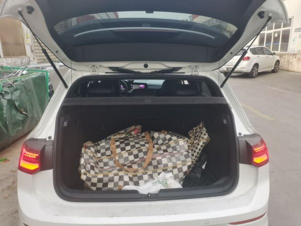 Volkswagen Golf 2021, 74500 км, за 15278 USD - фото 22