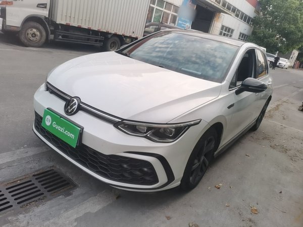 Volkswagen Golf · 2021 год