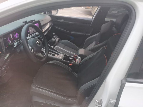 Volkswagen Golf 2021, 74500 км, за 15278 USD - фото 18