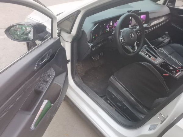 Volkswagen Golf 2021, 74500 км, за 15278 USD - фото 19