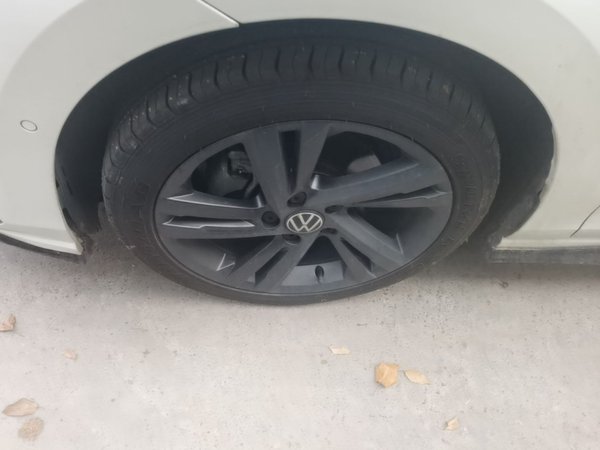 Volkswagen Golf 2021, 74500 км, за 15278 USD - фото 8
