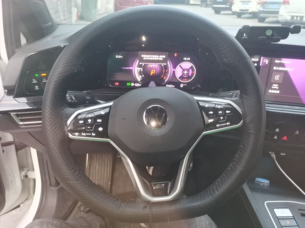 Volkswagen Golf 2021, 74500 км, за 15278 USD - фото 14