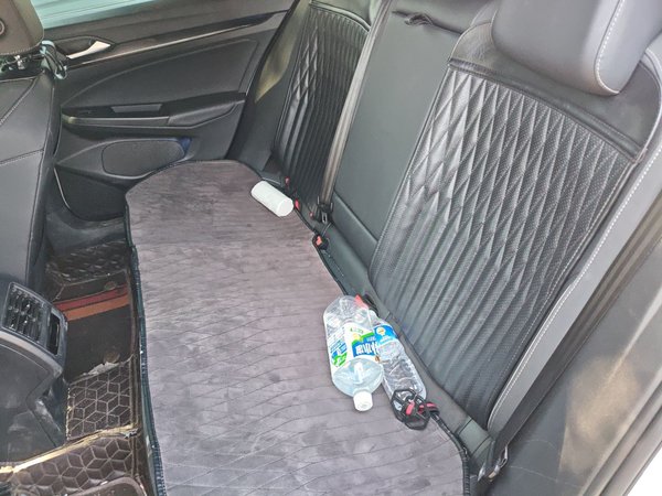 Volkswagen Golf 2021, 77000 км, за 15264 USD - фото 14