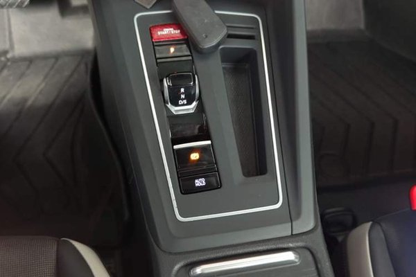 Volkswagen Golf 2021, 81300 км, за 13330 USD - фото 20