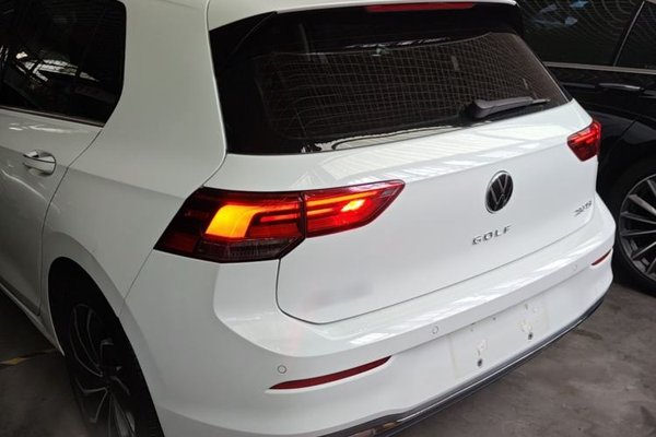 Volkswagen Golf 2021, 81300 км, за 13330 USD - фото 8
