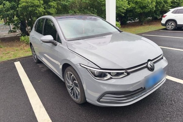 Volkswagen Golf 2023, 11600 км, за 16999 USD
