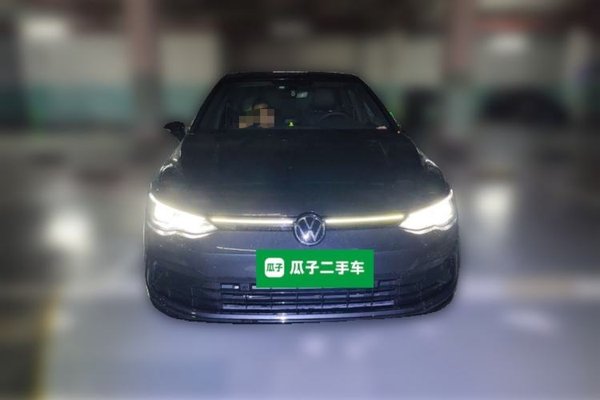 Volkswagen Golf 2023, 11800 км, за 15262 USD