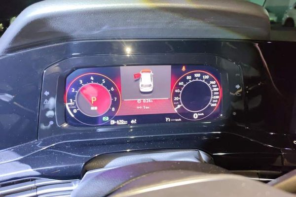 Volkswagen Golf 2023, 11800 км, за 15262 USD - фото 11