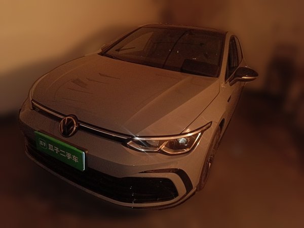 Volkswagen Golf · 2023 год