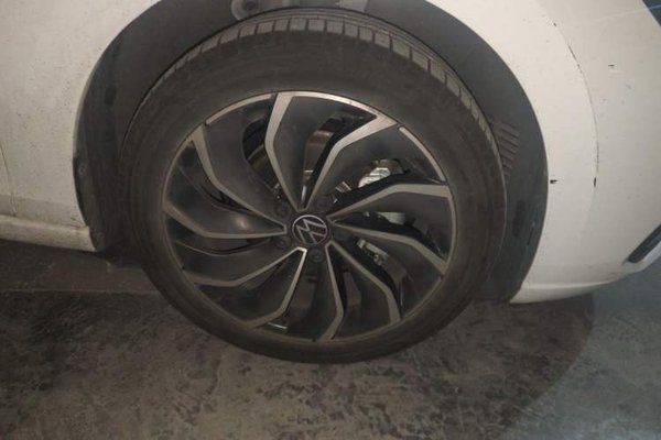 Volkswagen Golf 2023, 17900 км, за 14756 USD - фото 8